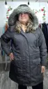 Parka Gris con Gorro Resistente al Agua