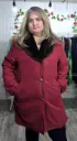 Parka Cuello Peludo con Broches Metalizados