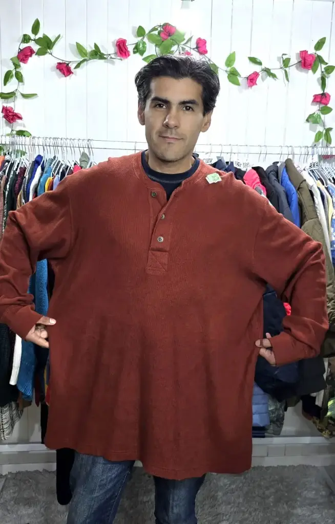 Sweater Cuello Redondo Abotonado 