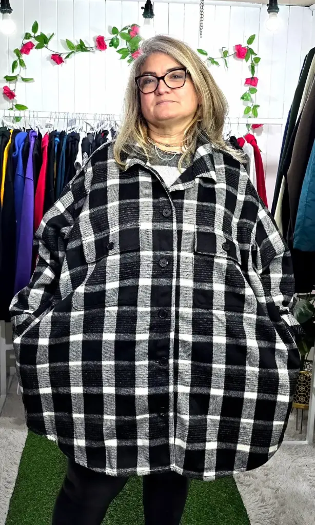 Abrigo de Paño Oversize Cuadrillé 
