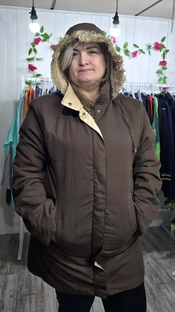 Parka Larga con Gorro Café